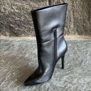 charles david poca bootie